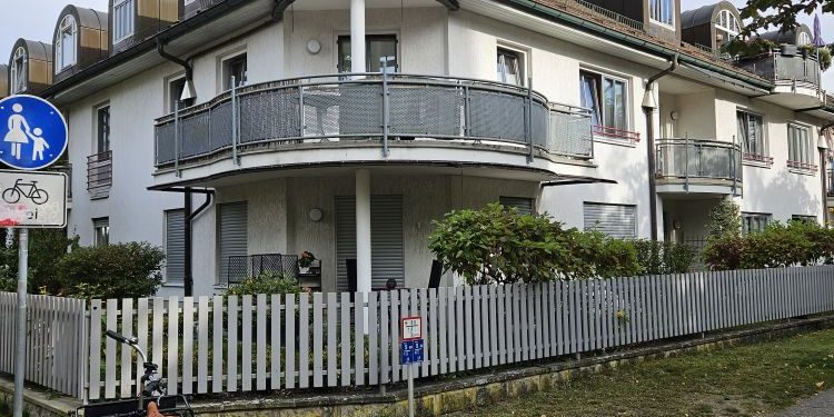Straße 2